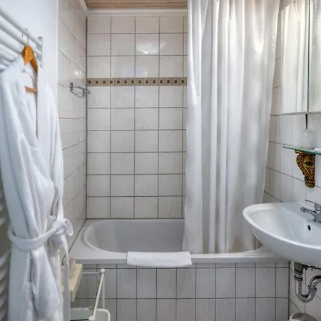 Hotel-restaurant Am Koenigshof 4* Viernheim