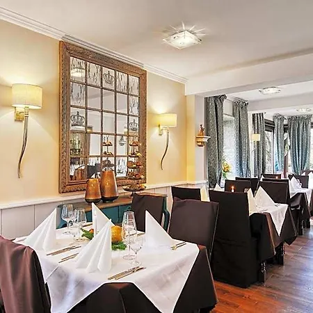 Hotel-restaurant Am Koenigshof 4*