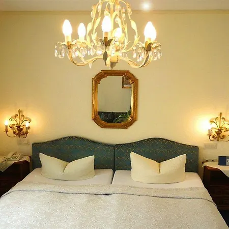 Hotel-restaurant Am Koenigshof 4*
