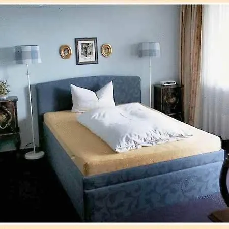 Hotel-restaurant Am Koenigshof 4*