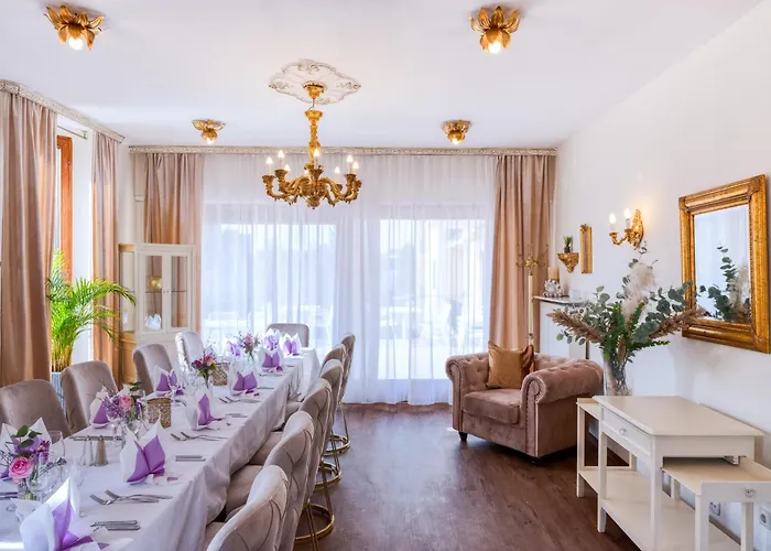 Hotel Hotel-restaurant Am Koenigshof 4*