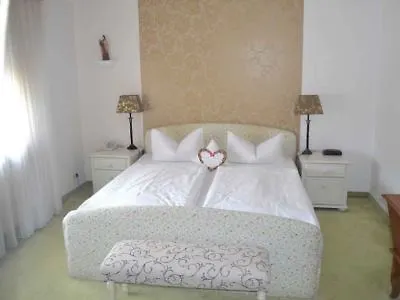 Hotel Hotel-restaurant Am Koenigshof 4*