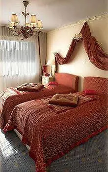 Hotel-restaurant Am Koenigshof Отель 4*